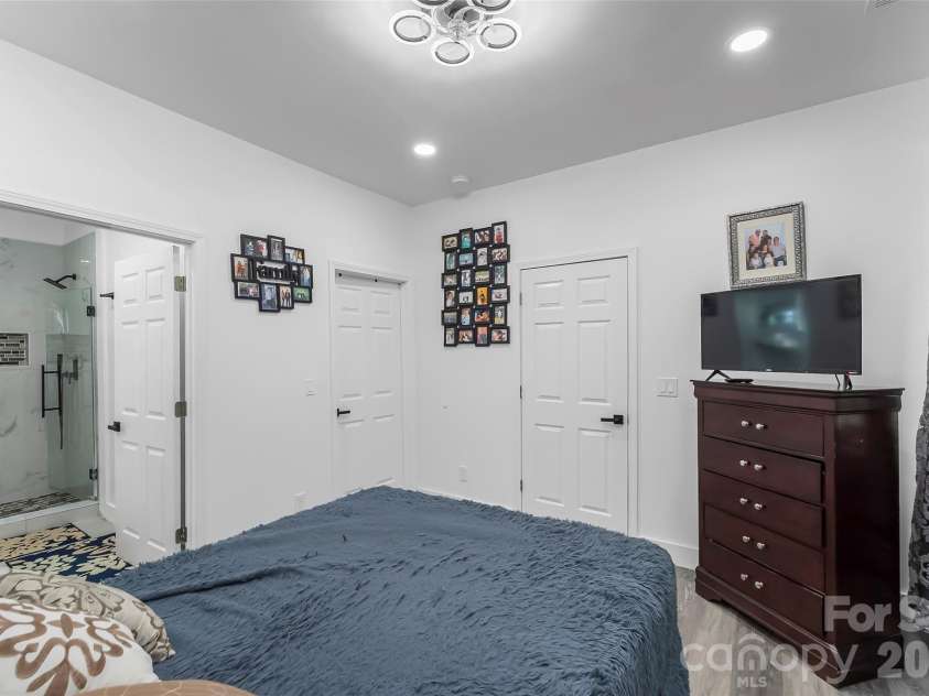 4816 Klutz Place, Granite Falls, NC 28630.  MLS# CAR4401378, YatesRealty ID 35509. 