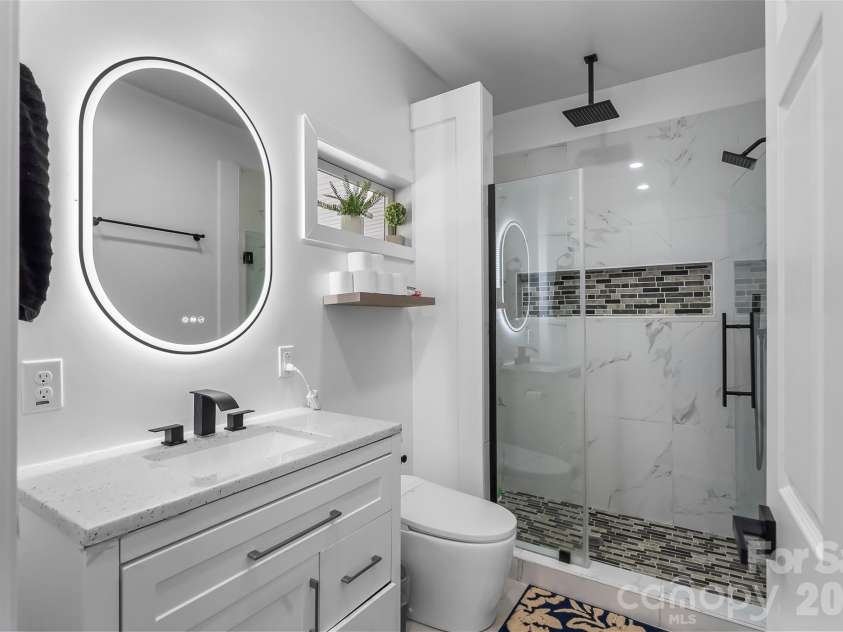 4816 Klutz Place, Granite Falls, NC 28630.  MLS# CAR4401378, YatesRealty ID 35509. 