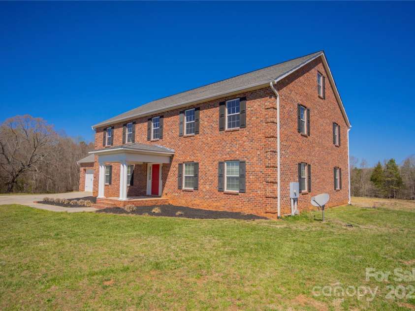 2536 Tyro Road, Lexington, NC 27295.  MLS# CAR4277965, YatesRealty ID 3551. 