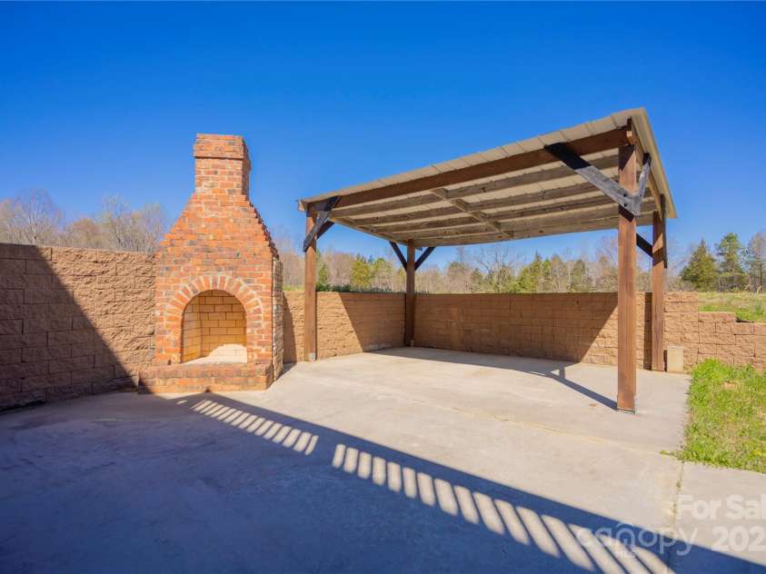 2536 Tyro Road, Lexington, NC 27295.  MLS# CAR4277965, YatesRealty ID 3551. 