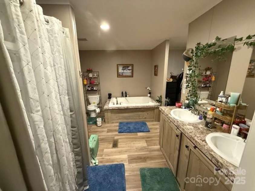 5371 Pinnacle Mountain Road, Zirconia, NC 28790.  MLS# CAR4285998, YatesRealty ID 35510. 