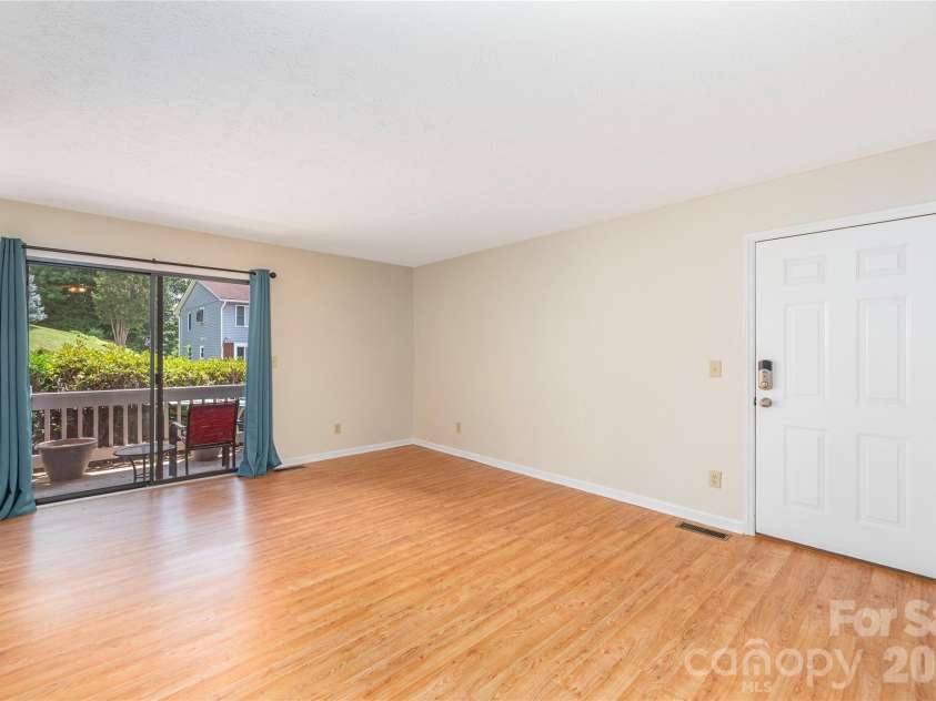 59 Nazarene Way, Waynesville, NC 28785.  MLS# CAR4400319, YatesRealty ID 35510. 