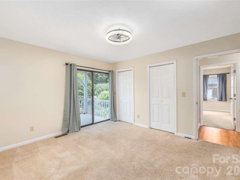 59 Nazarene Way, Waynesville, NC 28785.  MLS# CAR4400319, YatesRealty ID 35510. 
