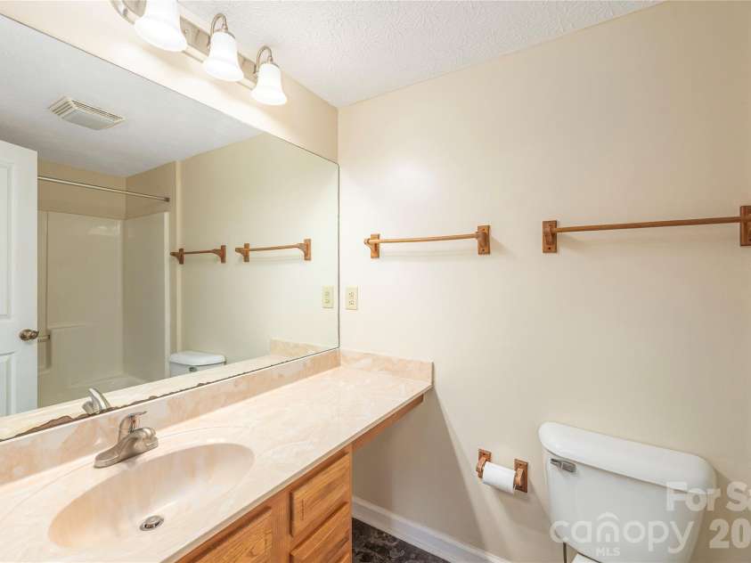 59 Nazarene Way, Waynesville, NC 28785.  MLS# CAR4400319, YatesRealty ID 35510. 