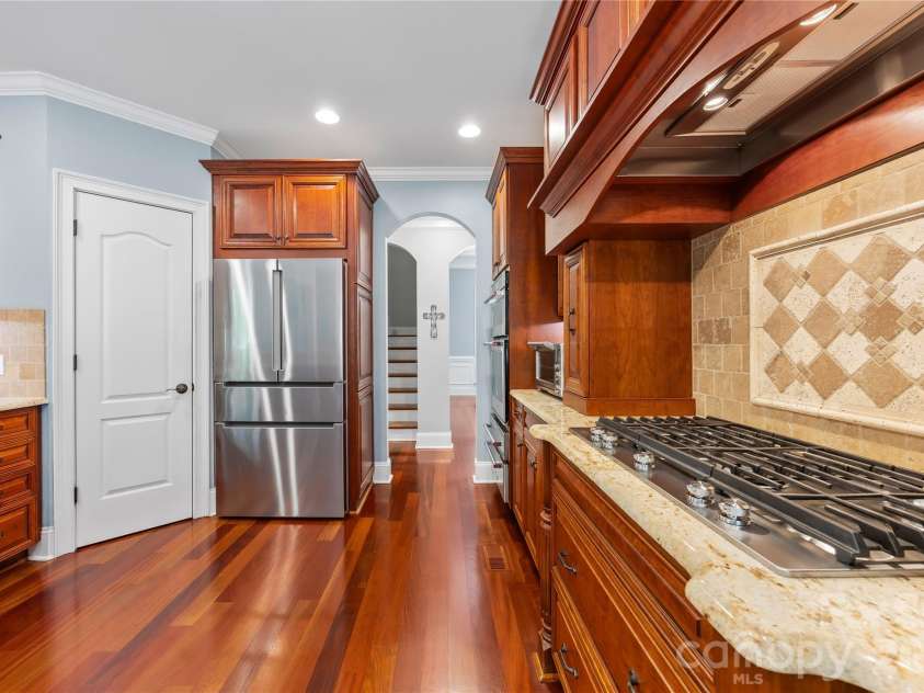 6830 Goose Point Drive, Denver, NC 28037.  MLS# CAR4387726, YatesRealty ID 35512. 