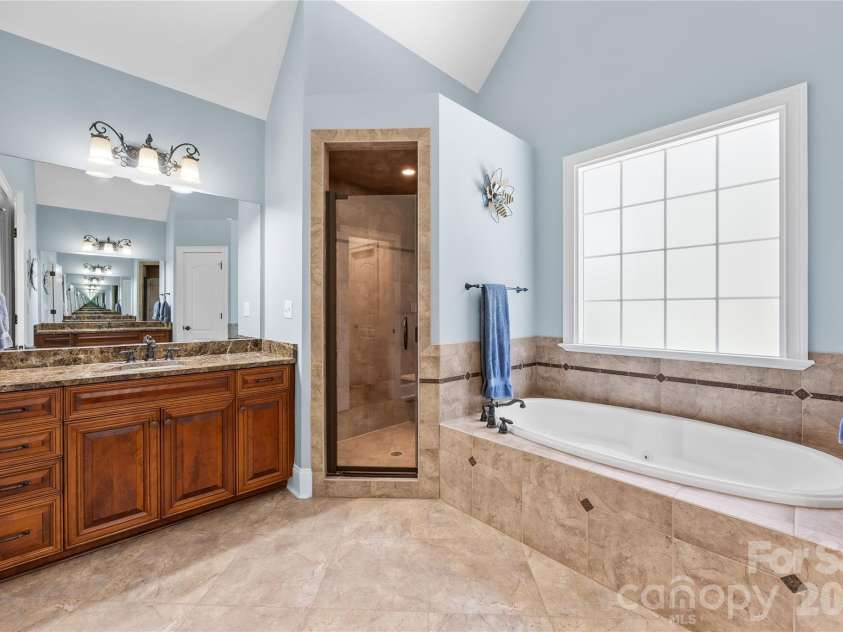 6830 Goose Point Drive, Denver, NC 28037.  MLS# CAR4387726, YatesRealty ID 35512. 