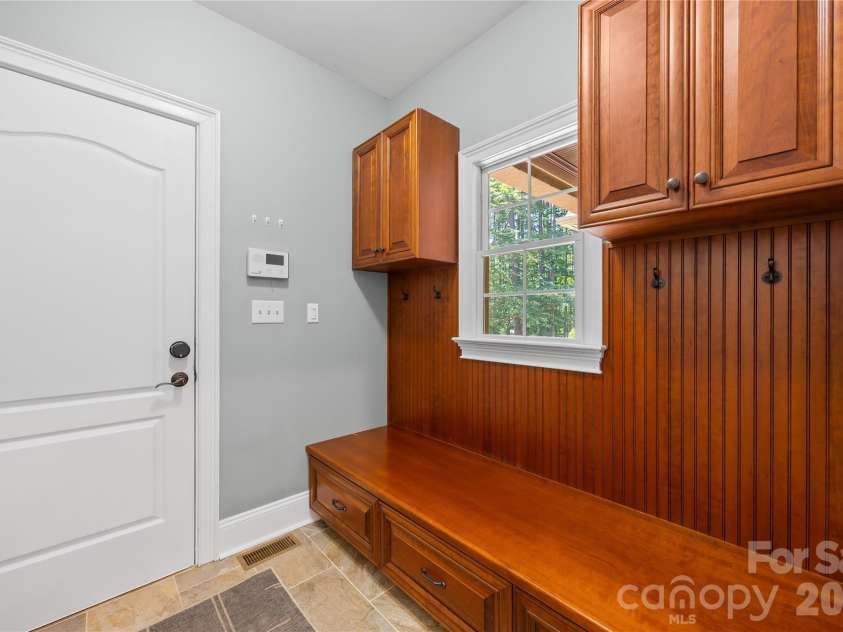 6830 Goose Point Drive, Denver, NC 28037.  MLS# CAR4387726, YatesRealty ID 35512. 