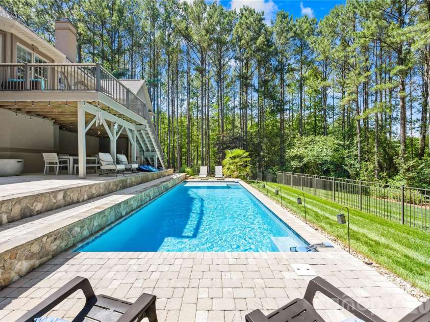 6830 Goose Point Drive, Denver, NC 28037.  MLS# CAR4387726, YatesRealty ID 35512. Salt Water Pool