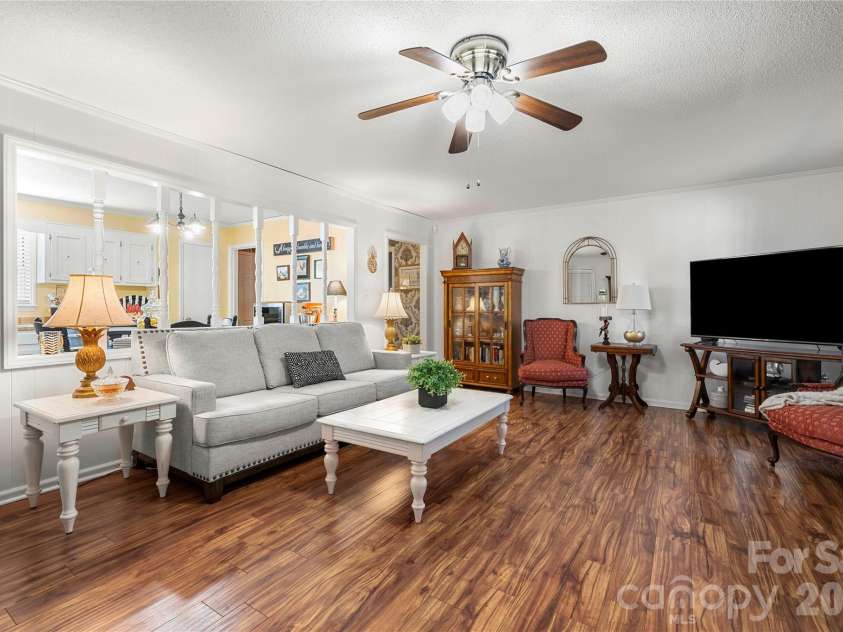 140 Patrick Road, Gastonia, NC 28056.  MLS# CAR4337975, YatesRealty ID 35513. 