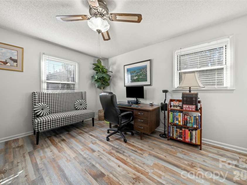 140 Patrick Road, Gastonia, NC 28056.  MLS# CAR4337975, YatesRealty ID 35513. 