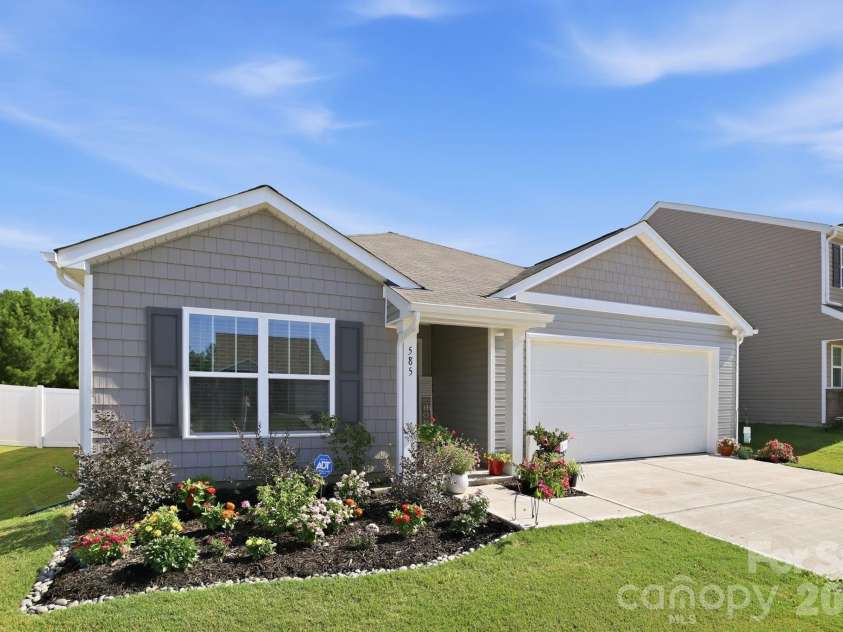 585 Sparkleberry Street, Chester, SC 29706.  MLS# CAR4397248, YatesRealty ID 35514. 