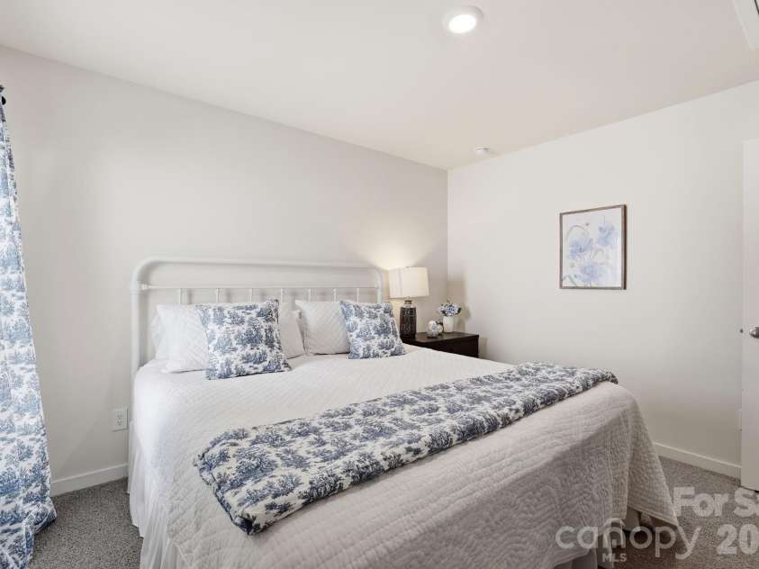 585 Sparkleberry Street, Chester, SC 29706.  MLS# CAR4397248, YatesRealty ID 35514. 