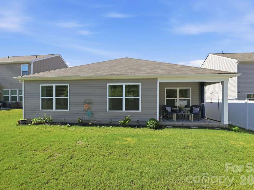 585 Sparkleberry Street, Chester, SC 29706.  MLS# CAR4397248, YatesRealty ID 35514. 