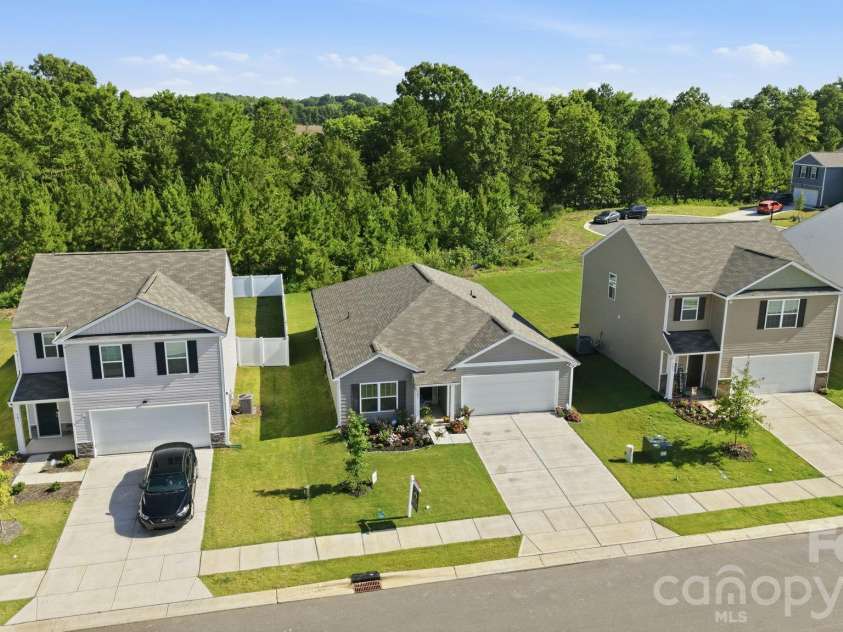 585 Sparkleberry Street, Chester, SC 29706.  MLS# CAR4397248, YatesRealty ID 35514. 