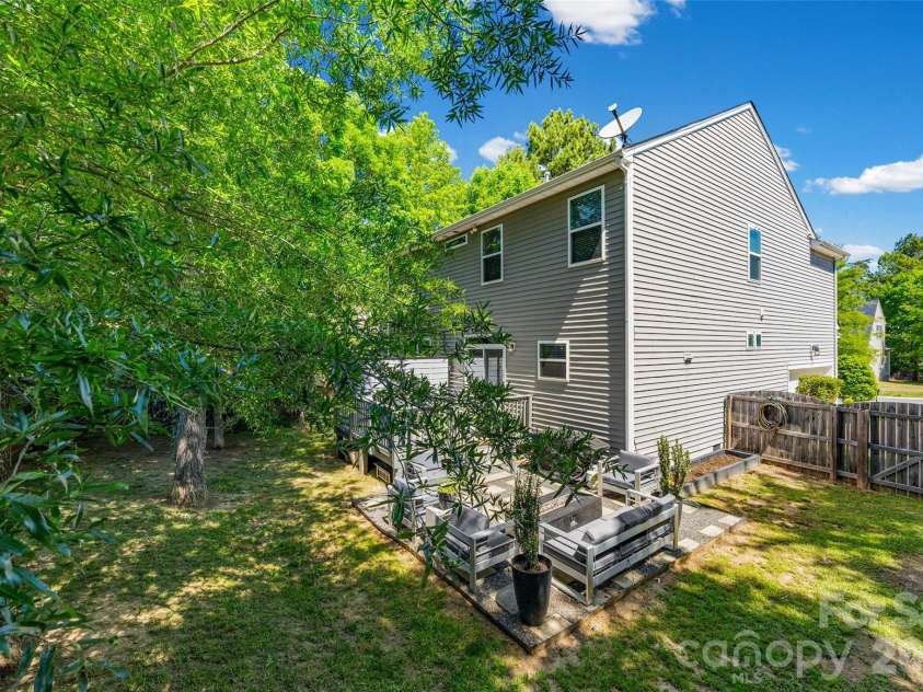 252 Hydrangea Drive, Clover, SC 29710.  MLS# CAR4353447, YatesRealty ID 35515. 