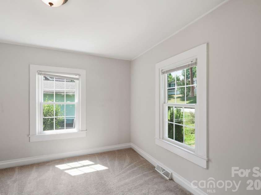 307 Clay Street, Belmont, NC 28012.  MLS# CAR4399871, YatesRealty ID 35518. First Bedroom