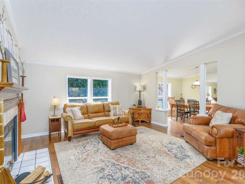 188 Crystal Bay Drive, Mooresville, NC 28115.  MLS# CAR4350584, YatesRealty ID 3552. 