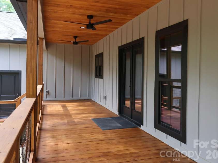 274 Midnight Pass, Rutherfordton, NC 28139.  MLS# CAR4380329, YatesRealty ID 35520. 