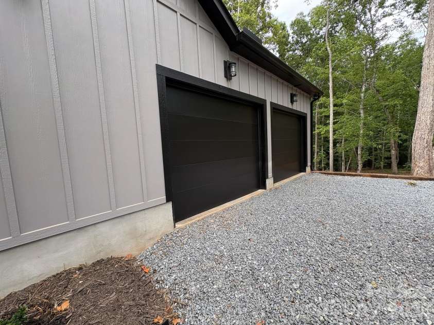 274 Midnight Pass, Rutherfordton, NC 28139.  MLS# CAR4380329, YatesRealty ID 35520. 