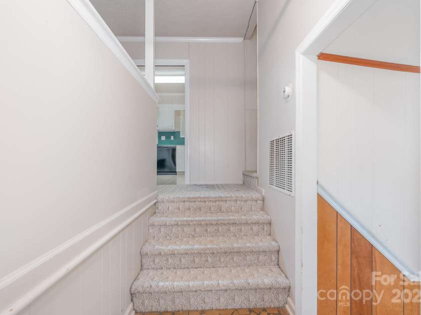 1503 Lakeview Drive, Pineville, NC 28134.  MLS# CAR4296533, YatesRealty ID 35521. 