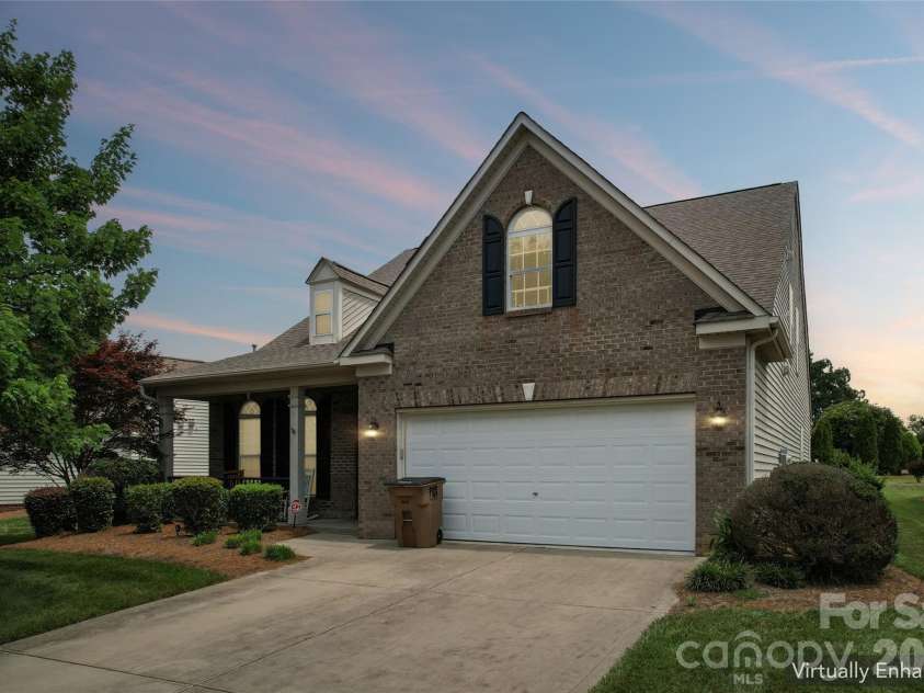 205 Pine Lake Drive, Monroe, NC 28110.  MLS# CAR4397969, YatesRealty ID 35521. Front