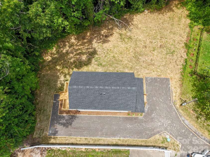 58 Taft Street, Black Mountain, NC 28711.  MLS# CAR4394214, YatesRealty ID 35523. 
