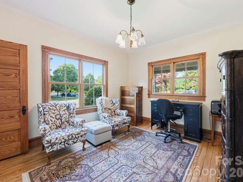 519 South Street, Davidson, NC 28036.  MLS# CAR4400565, YatesRealty ID 35525. Office  / Sitting Room
