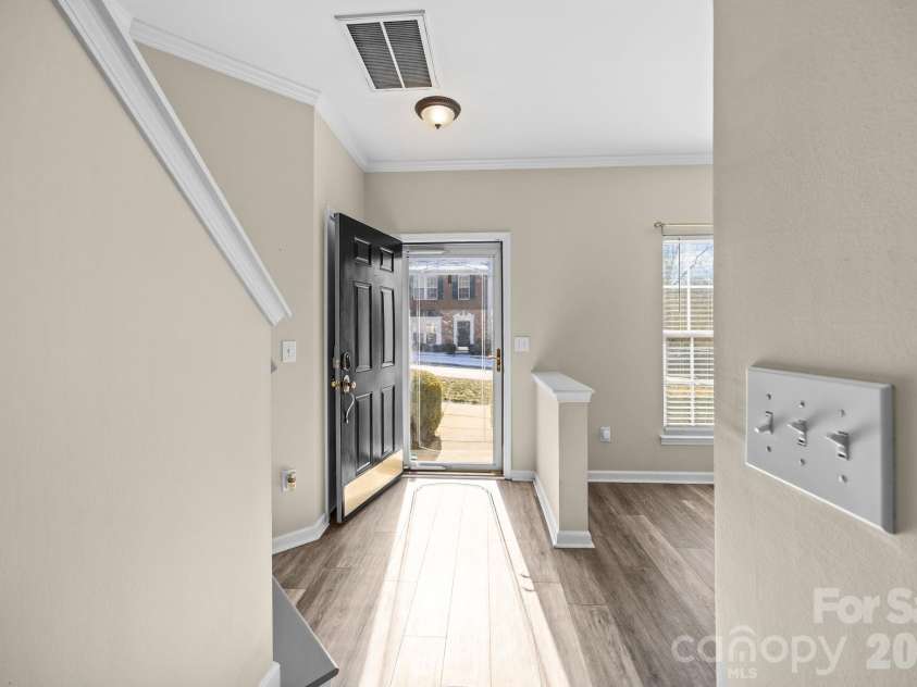 12353 Jessica Place, Charlotte, NC 28269.  MLS# CAR4341466, YatesRealty ID 3553. 