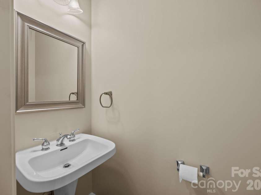 12353 Jessica Place, Charlotte, NC 28269.  MLS# CAR4341466, YatesRealty ID 3553. 