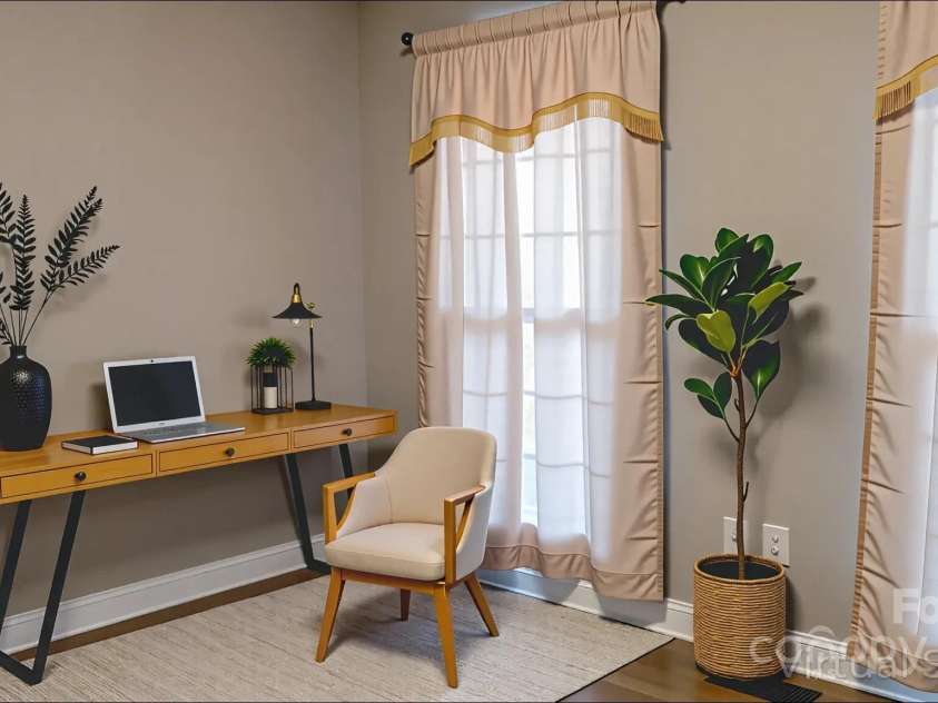 286 Foxcroft Drive, Asheville, NC 28806.  MLS# CAR4271230, YatesRealty ID 3553. Office