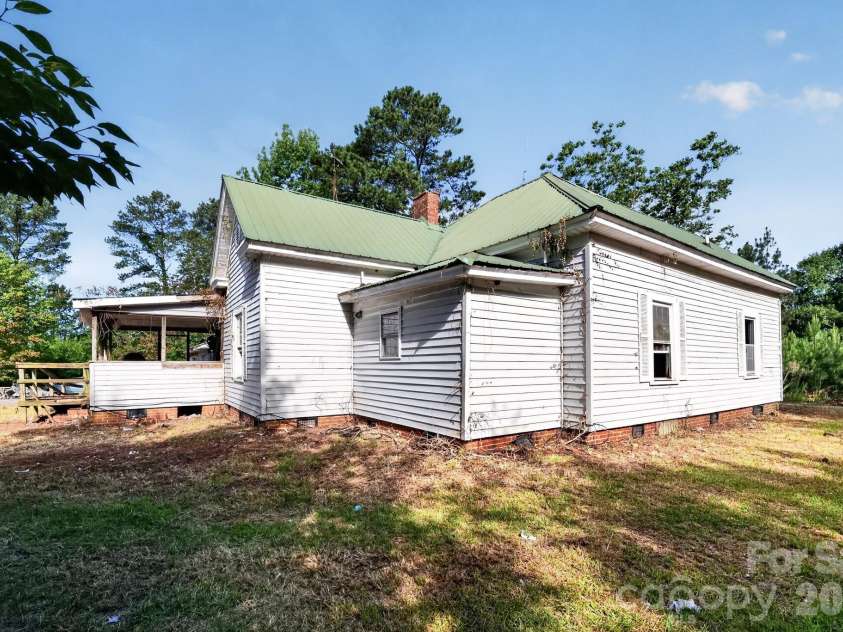 3316 Nc 109 Highway, Wadesboro, NC 28170.  MLS# CAR4395104, YatesRealty ID 35530. 