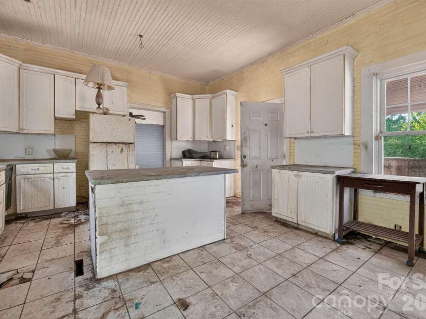 3316 Nc 109 Highway, Wadesboro, NC 28170.  MLS# CAR4395104, YatesRealty ID 35530. 