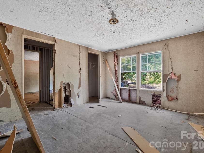 3316 Nc 109 Highway, Wadesboro, NC 28170.  MLS# CAR4395104, YatesRealty ID 35530. 