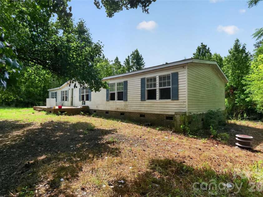 3316 Nc 109 Highway, Wadesboro, NC 28170.  MLS# CAR4395104, YatesRealty ID 35530. 