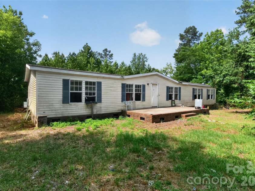3316 Nc 109 Highway, Wadesboro, NC 28170.  MLS# CAR4395104, YatesRealty ID 35530. 