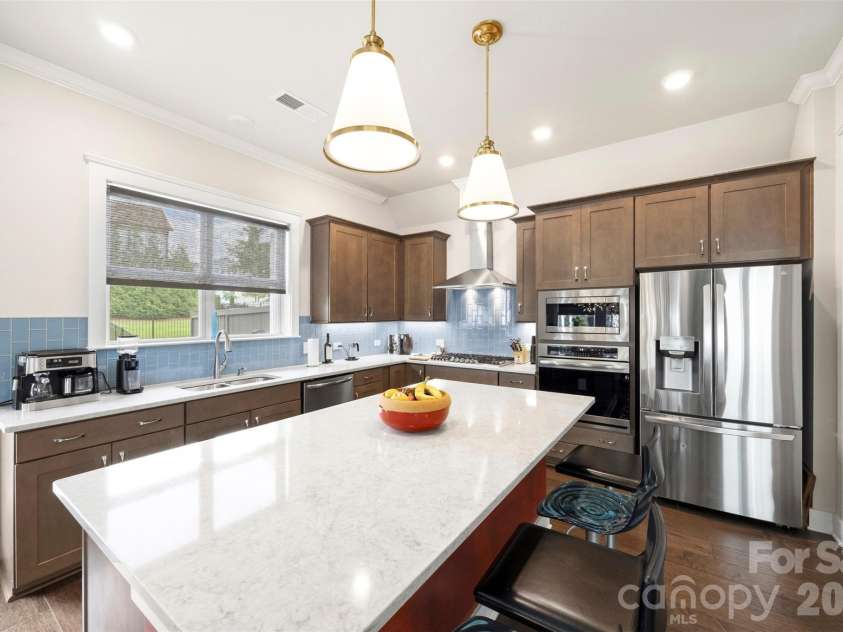 2510 Lola Avenue, Charlotte, NC 28205.  MLS# CAR4392417, YatesRealty ID 35532. 