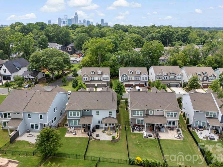 2510 Lola Avenue, Charlotte, NC 28205.  MLS# CAR4392417, YatesRealty ID 35532. 