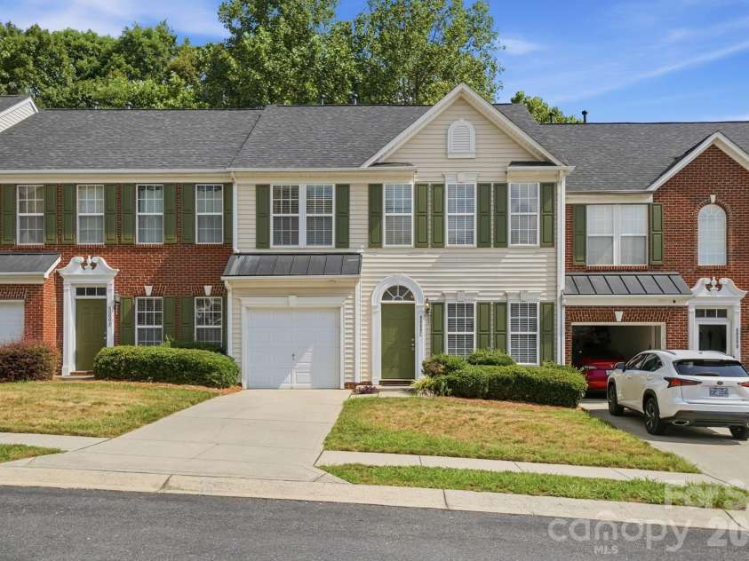 6000 Boathouse Lane, Cramerton, NC 28032.  MLS# CAR4399673, YatesRealty ID 35533. 