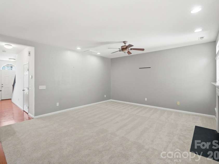 6000 Boathouse Lane, Cramerton, NC 28032.  MLS# CAR4399673, YatesRealty ID 35533. 