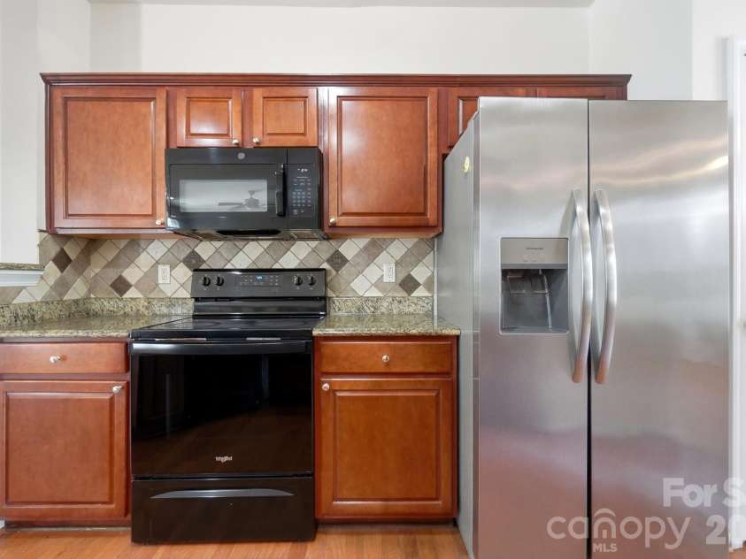 6000 Boathouse Lane, Cramerton, NC 28032.  MLS# CAR4399673, YatesRealty ID 35533. 