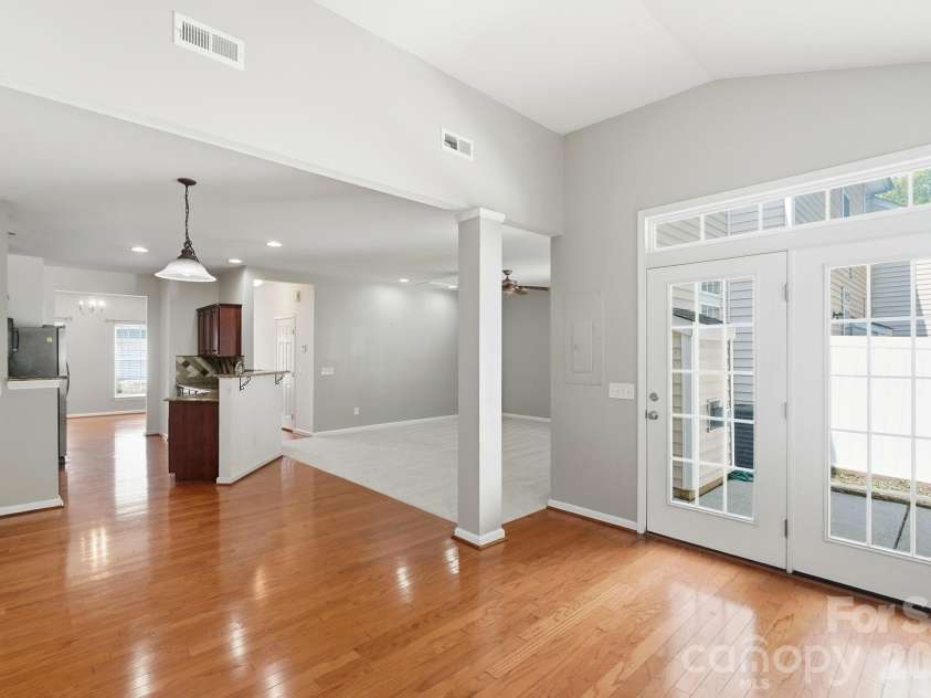 6000 Boathouse Lane, Cramerton, NC 28032.  MLS# CAR4399673, YatesRealty ID 35533. 