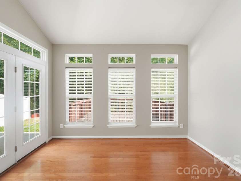 6000 Boathouse Lane, Cramerton, NC 28032.  MLS# CAR4399673, YatesRealty ID 35533. 