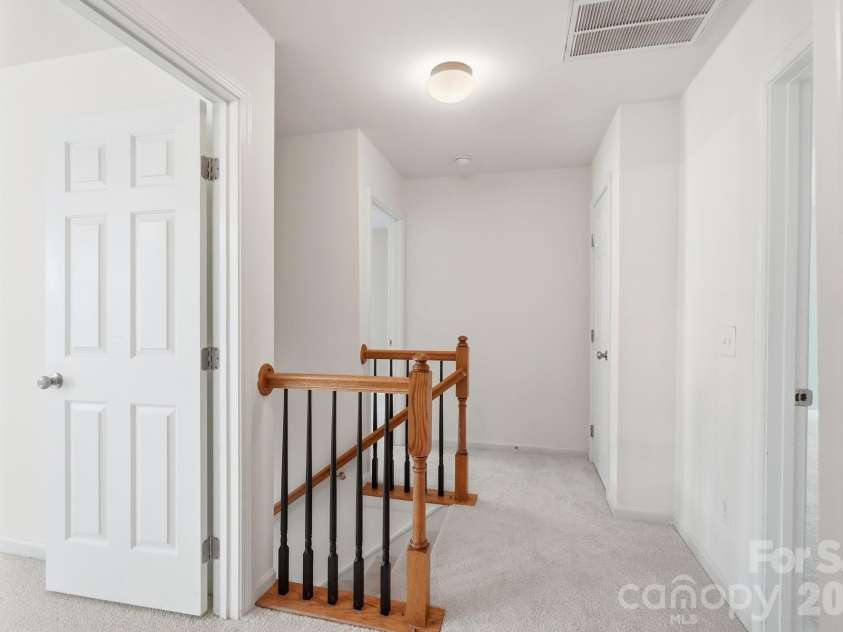 6000 Boathouse Lane, Cramerton, NC 28032.  MLS# CAR4399673, YatesRealty ID 35533. 