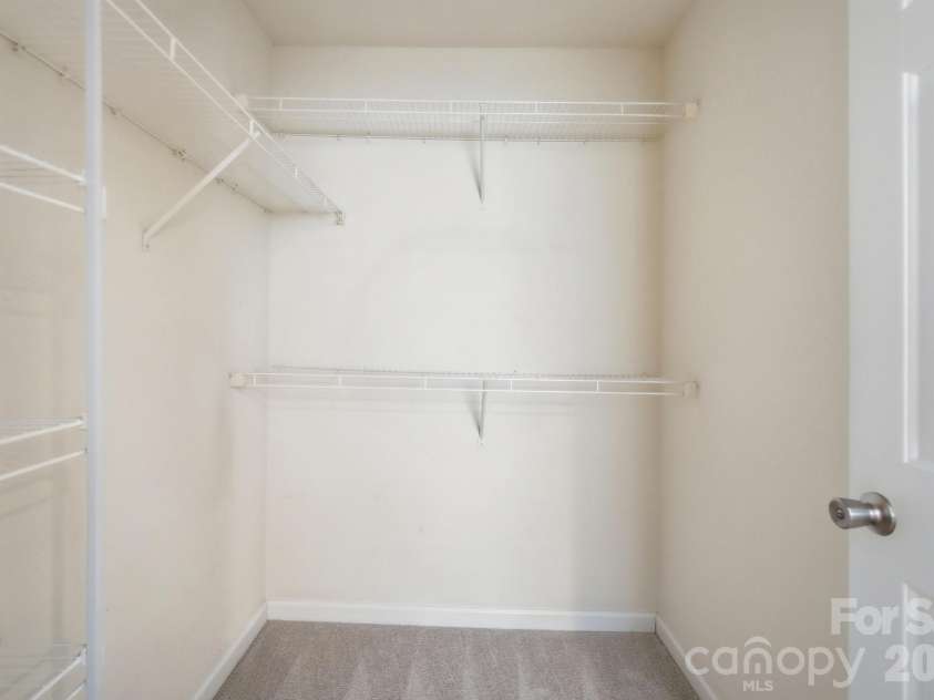 6000 Boathouse Lane, Cramerton, NC 28032.  MLS# CAR4399673, YatesRealty ID 35533. 