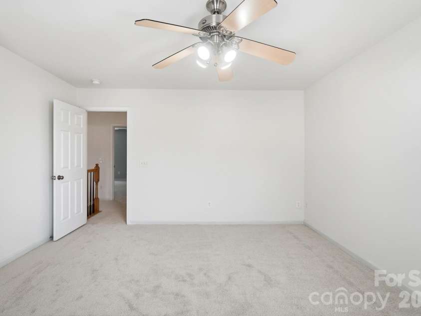 6000 Boathouse Lane, Cramerton, NC 28032.  MLS# CAR4399673, YatesRealty ID 35533. 