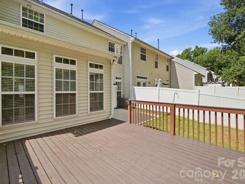 6000 Boathouse Lane, Cramerton, NC 28032.  MLS# CAR4399673, YatesRealty ID 35533. 