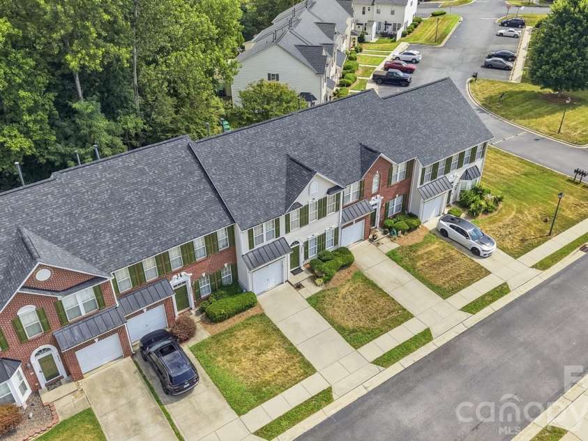 6000 Boathouse Lane, Cramerton, NC 28032.  MLS# CAR4399673, YatesRealty ID 35533. 