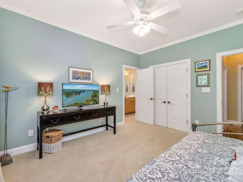 101 Cabana Drive, Mooresville, NC 28117.  MLS# CAR4293731, YatesRealty ID 35535. 3rd bedroom (all bedrooms on main)
