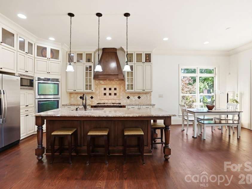 13302 Bally Bunnion Way, Davidson, NC 28036.  MLS# CAR4395307, YatesRealty ID 35535. 