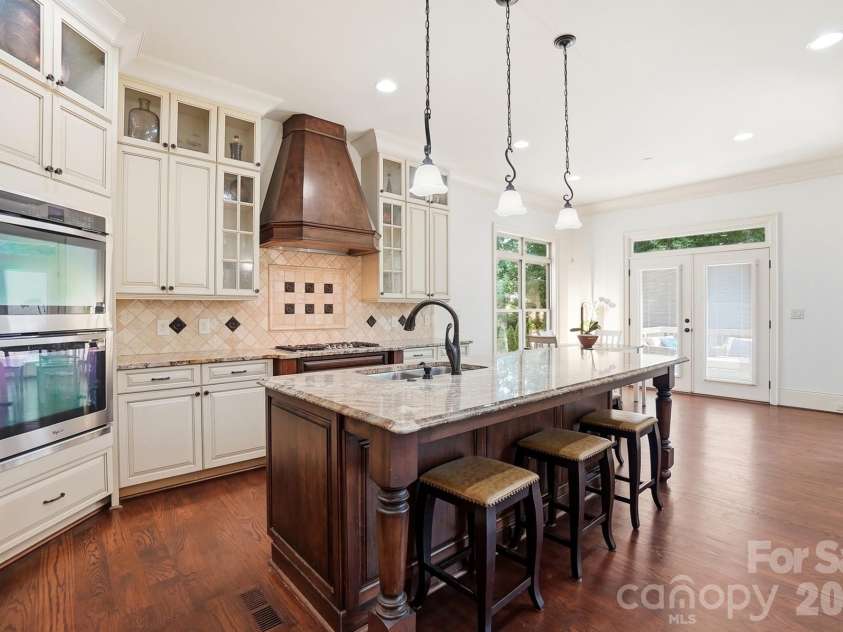 13302 Bally Bunnion Way, Davidson, NC 28036.  MLS# CAR4395307, YatesRealty ID 35535. 
